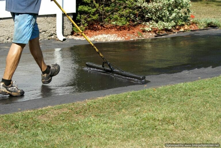 5 Tips to Maintain your Asphalt Driveway